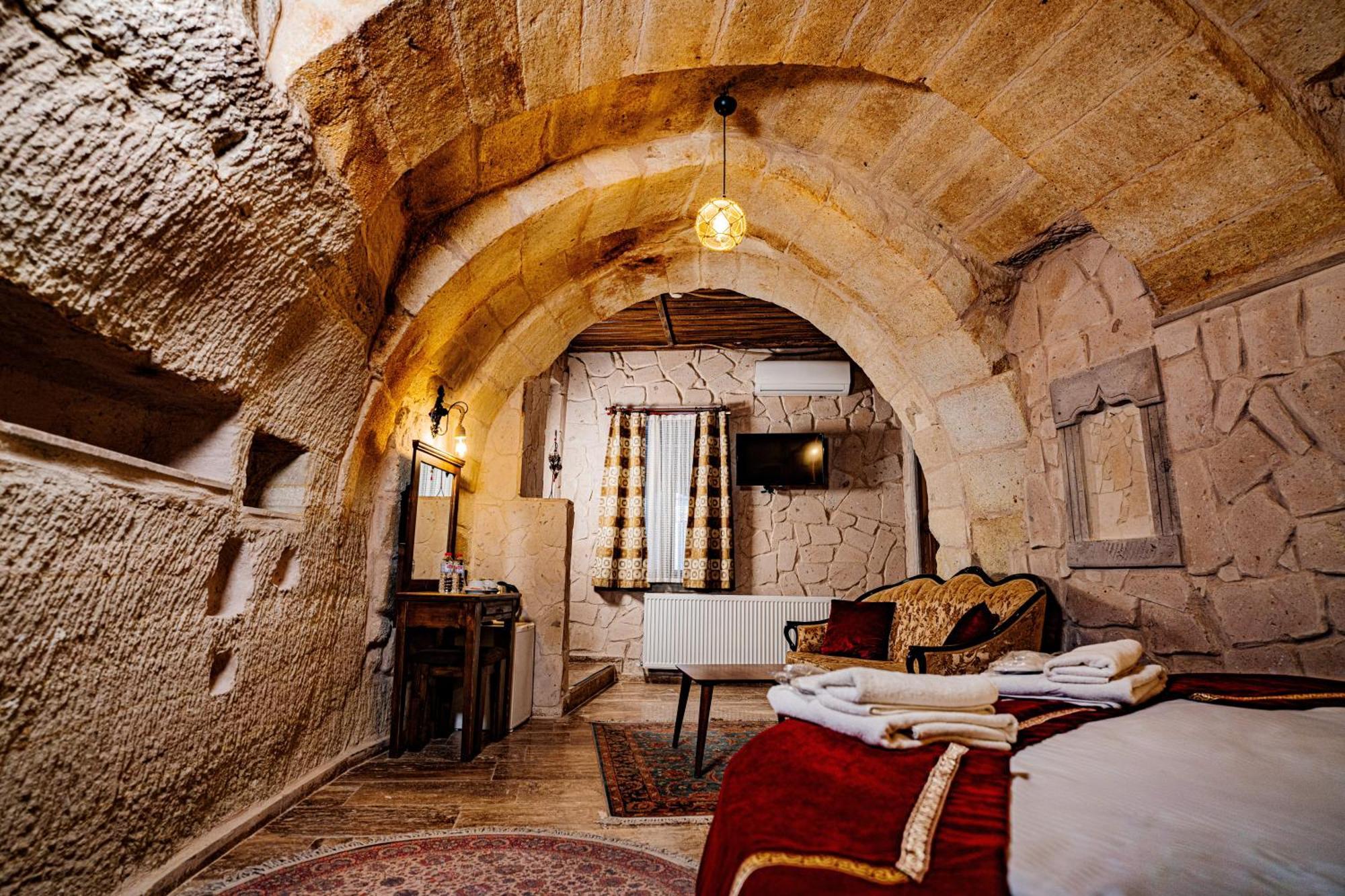 Cappadocia Caves Hotel Goreme Room photo