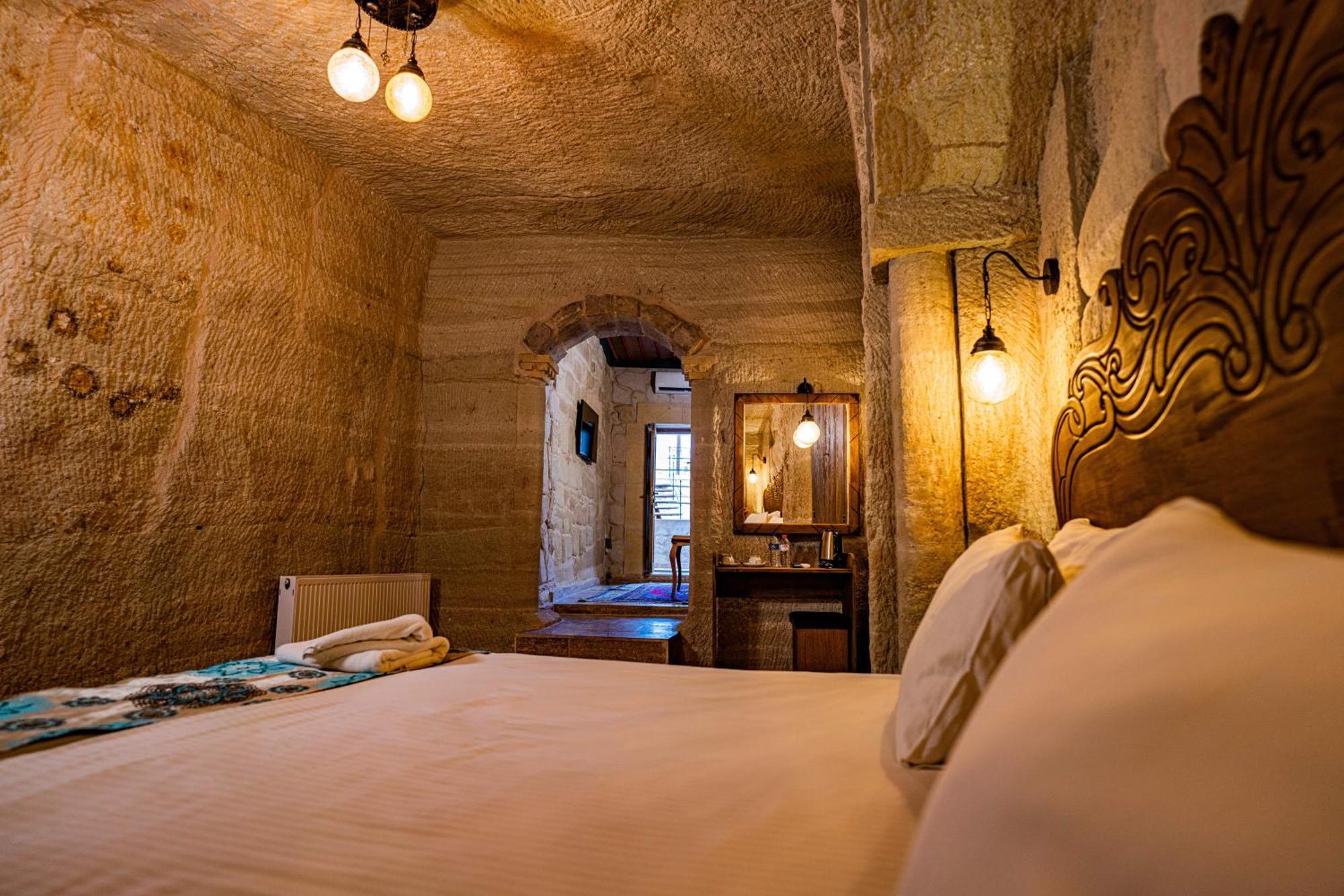 Cappadocia Caves Hotel Goreme Room photo