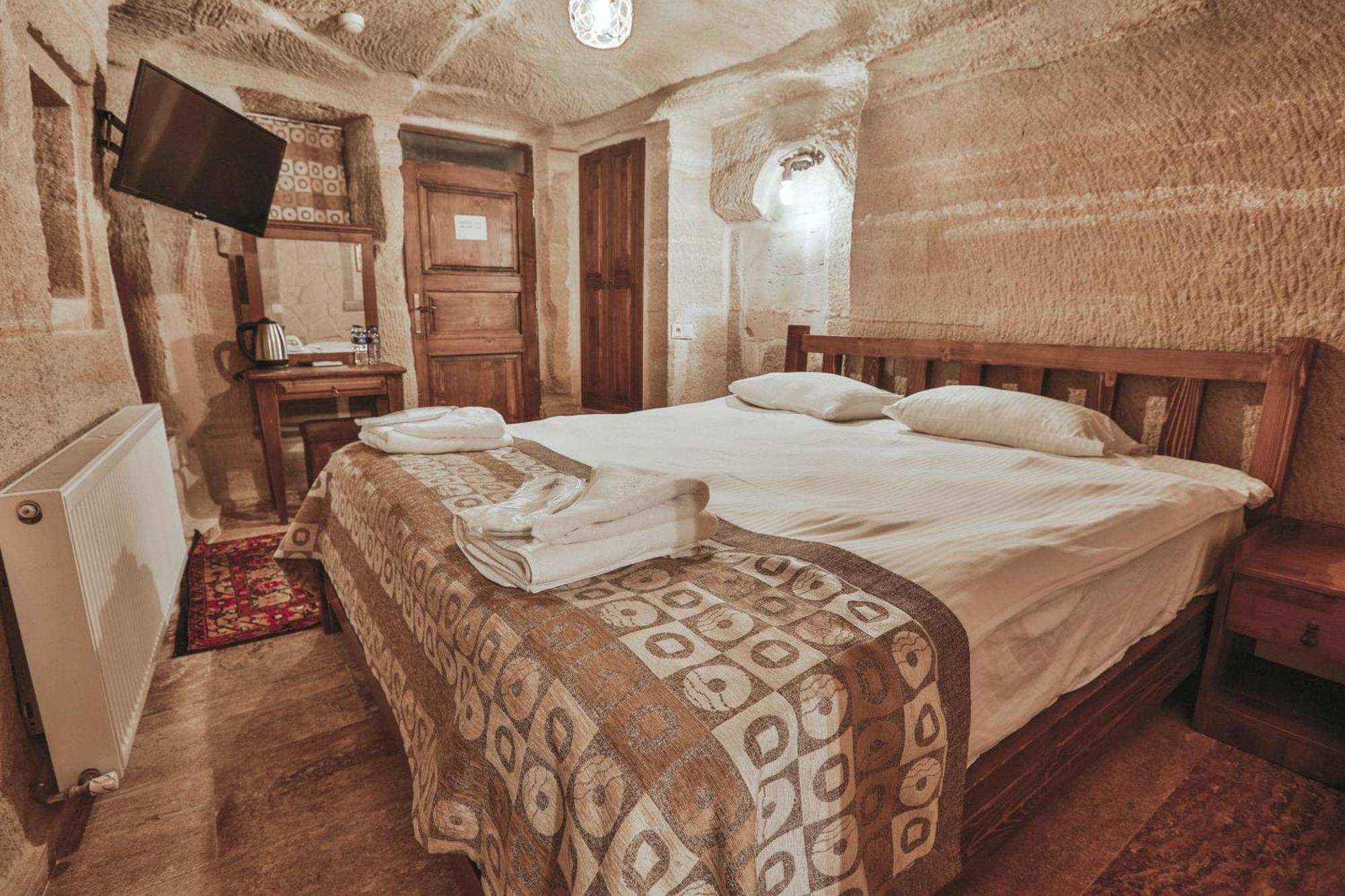 Cappadocia Caves Hotel Goreme Room photo